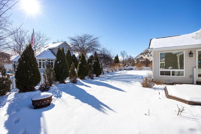 527 APPLEWOOD DRIVE, Kimberly, WI 54136