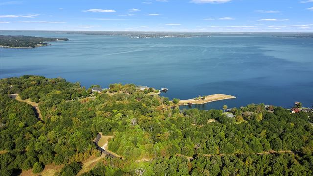 6 APPOMATTOX Road, Streetman, TX 75859