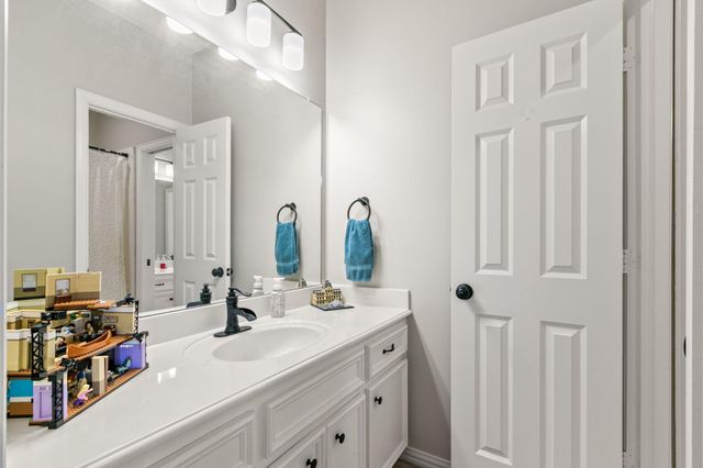 5803 Desert Oak Way, Spring, TX 77379