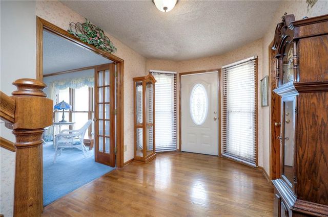 13035 Wild Rose Lane, Olathe, KS 66061