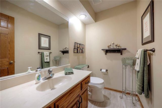 13035 Wild Rose Lane, Olathe, KS 66061