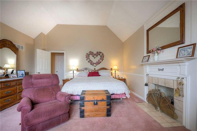 13035 Wild Rose Lane, Olathe, KS 66061