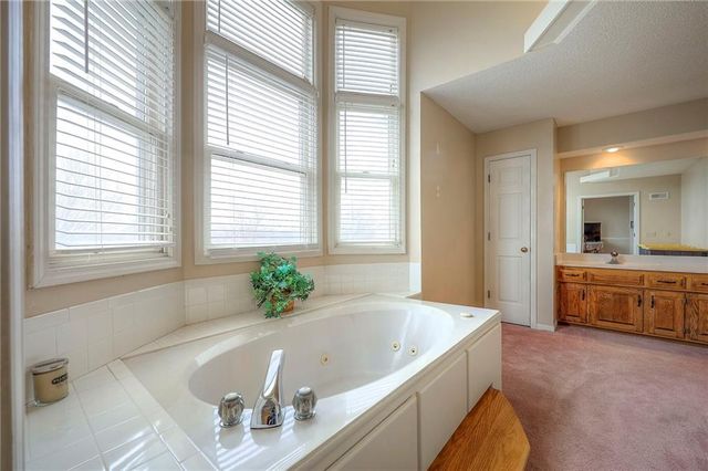 13035 Wild Rose Lane, Olathe, KS 66061