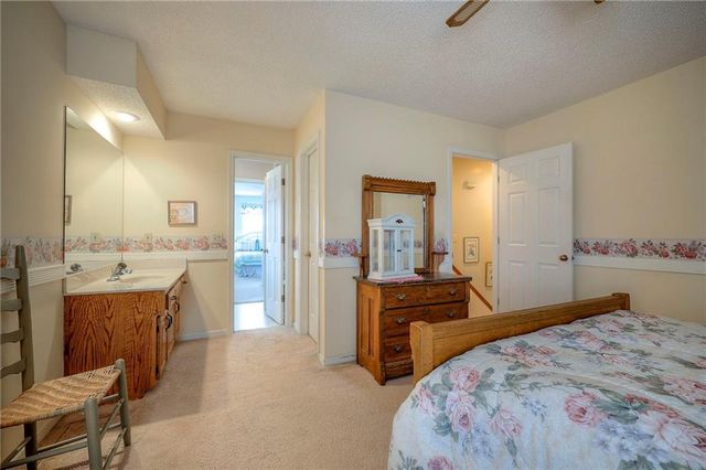 13035 Wild Rose Lane, Olathe, KS 66061