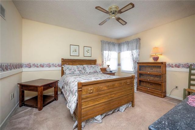 13035 Wild Rose Lane, Olathe, KS 66061