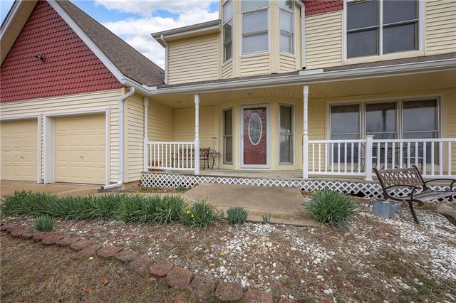 13035 Wild Rose Lane, Olathe, KS 66061