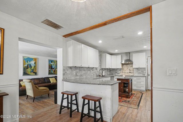 5208 TAN Street, Jacksonville, FL 32258