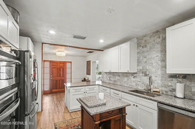 5208 TAN Street, Jacksonville, FL 32258