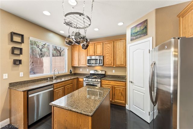 7337 Picnic Hill Street, Las Vegas, NV 89166