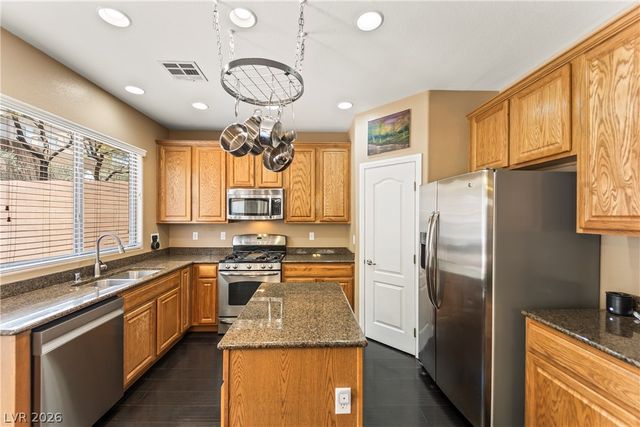 7337 Picnic Hill Street, Las Vegas, NV 89166