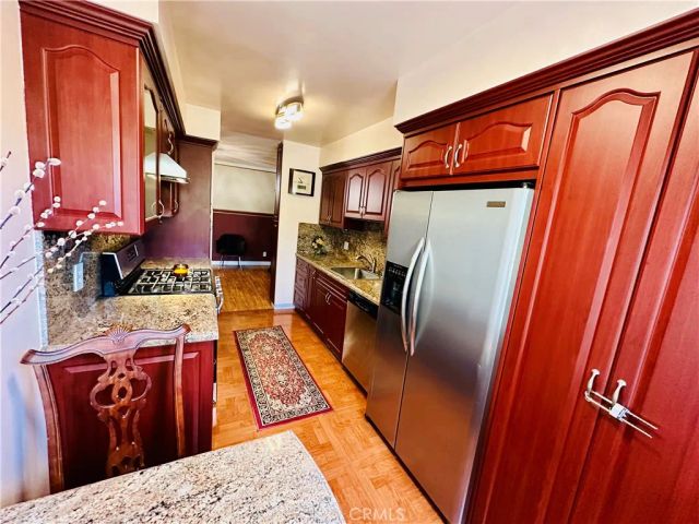 6225 Coldwater Canyon Avenue 117, North Hollywood, CA 91606