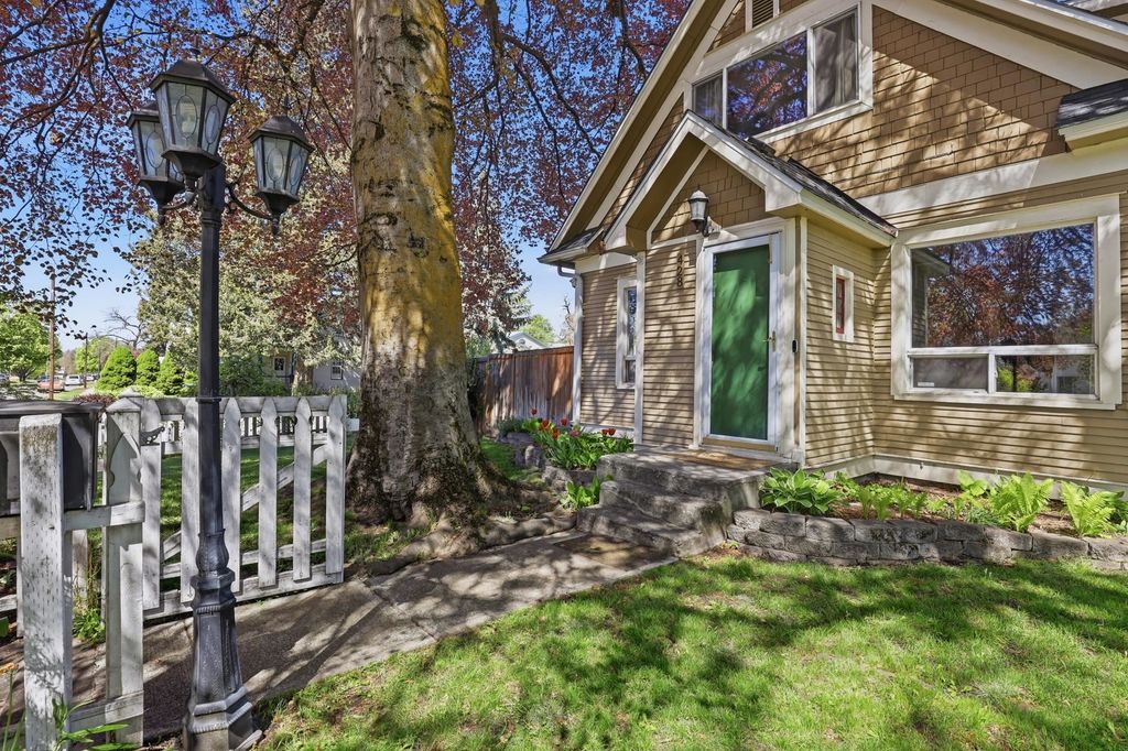 428 W Dalton Ave, Spokane, WA 99205