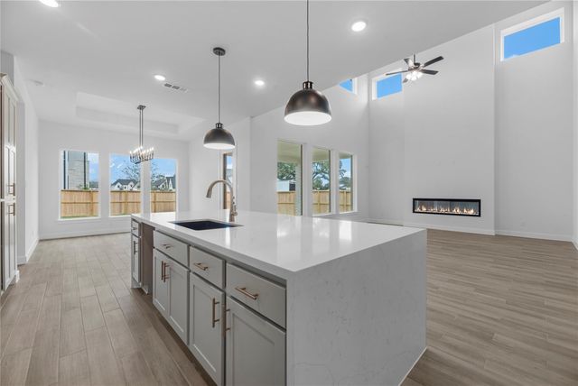 1523 Timber Woods Drive, Missouri City, TX 77459