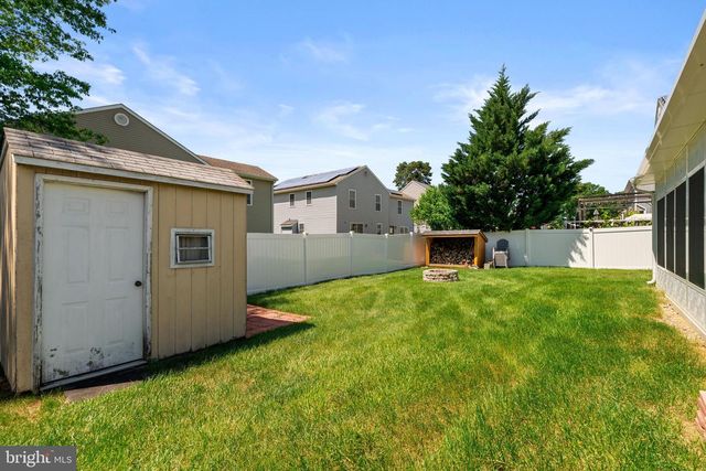 611 3RD AVE, Deptford, NJ 08096