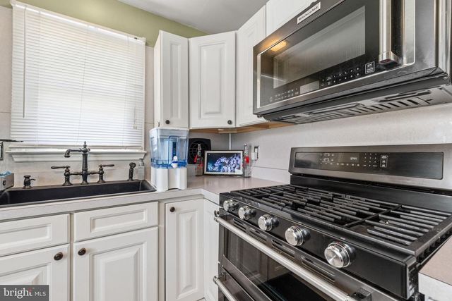 611 3RD AVE, Deptford, NJ 08096