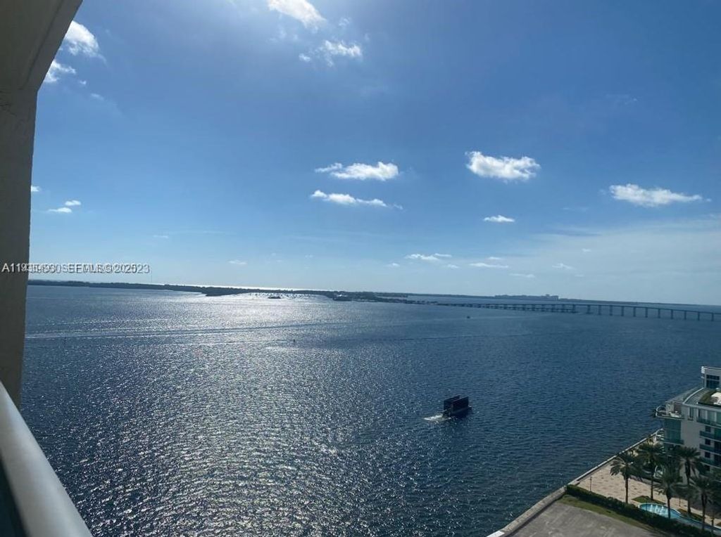 1155 Brickell Bay Dr 1605, Miami, FL 33131