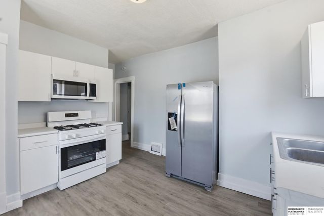 115 N 43rd Avenue, Omaha, NE 68131