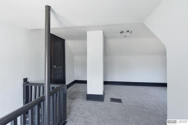 115 N 43rd Avenue, Omaha, NE 68131