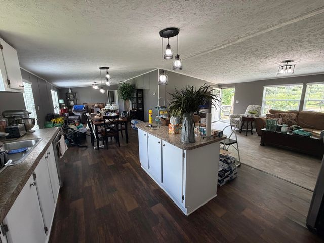 1195 State Hwy 3041, Corbin, KY 40701