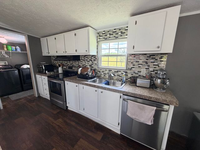 1195 State Hwy 3041, Corbin, KY 40701