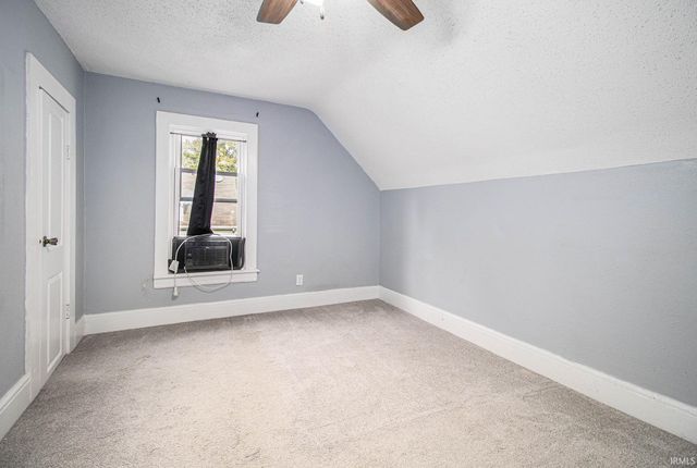 2006 Leer Street, South Bend, IN 46613