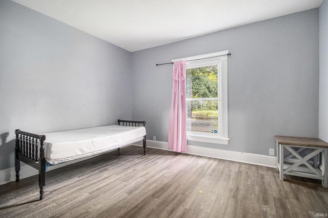 2006 Leer Street, South Bend, IN 46613