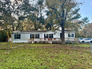 201 Cobb Mill Road, Woodville, TX 75979