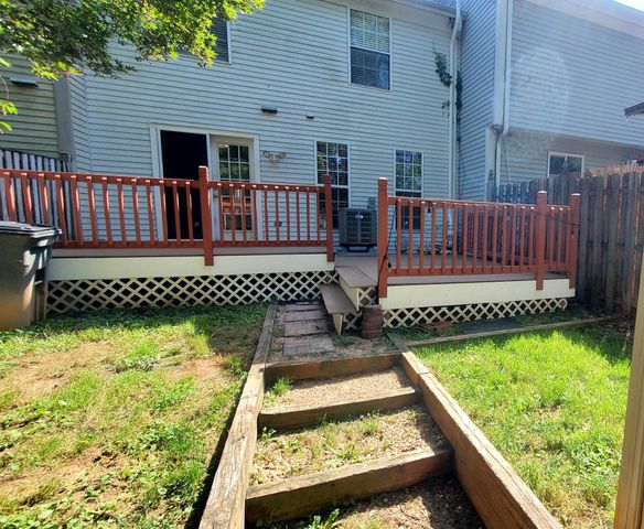 12933 PICKERING DR, Germantown, MD 20874