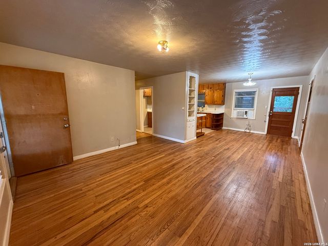 555 N Union Ave, New Braunfels, TX 78130