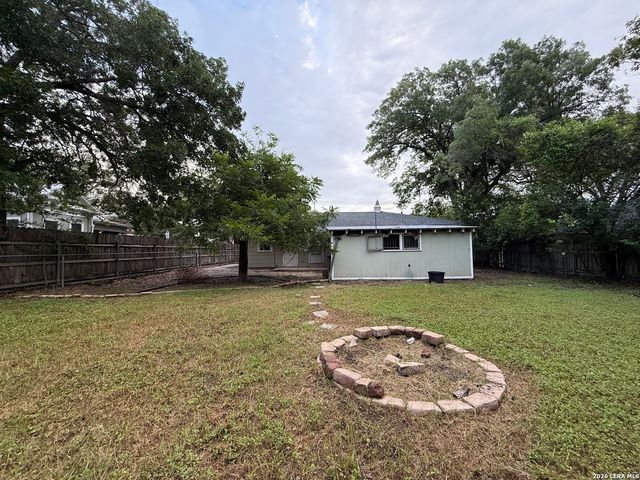 555 N Union Ave, New Braunfels, TX 78130