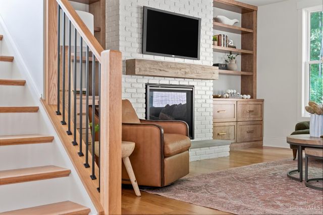 9004 Old Creek Trail, Montgomery, OH 45249