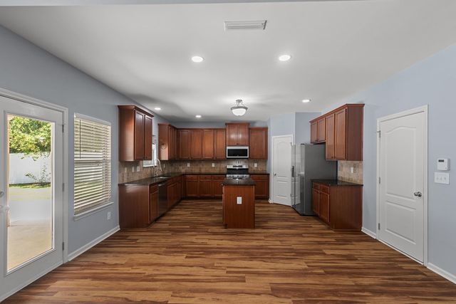 400 Oliver Drive, Dothan, AL 36301