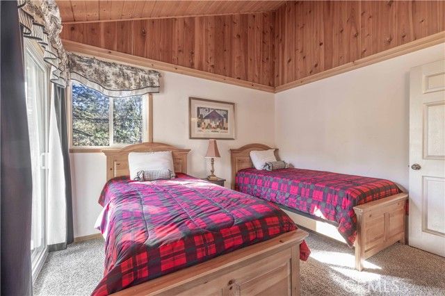 41063 Pennsylvania, Big Bear Lake, CA 92315