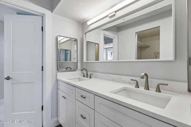 275 1ST Street S 304, Jacksonville Beach, FL 32250