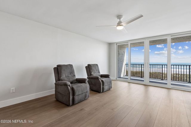 275 1ST Street S 304, Jacksonville Beach, FL 32250