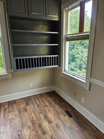 713 Hay Street, Fayetteville, NC 28301