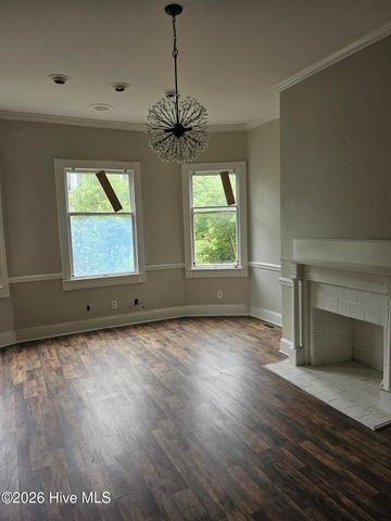713 Hay Street, Fayetteville, NC 28301