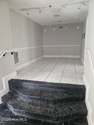 713 Hay Street, Fayetteville, NC 28301