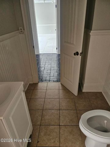 713 Hay Street, Fayetteville, NC 28301