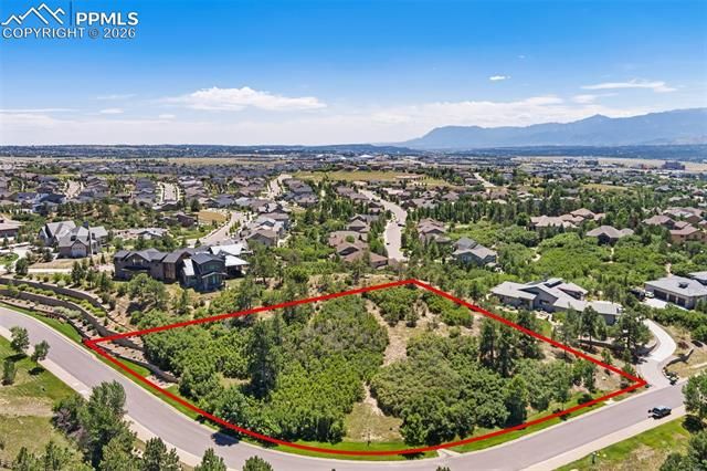1725 Vine Cliff Heights, Colorado Springs, CO 80921