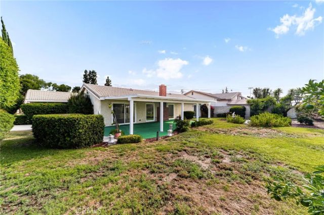1348 Hickory, La Verne, CA 91750