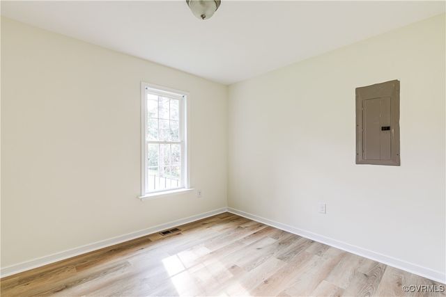 2115 Pinetree Dr, Henrico, VA 23230