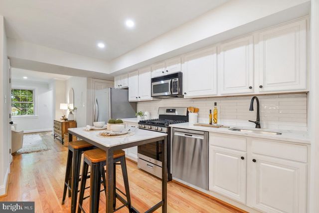 415 17TH ST SE, Washington, DC 20003