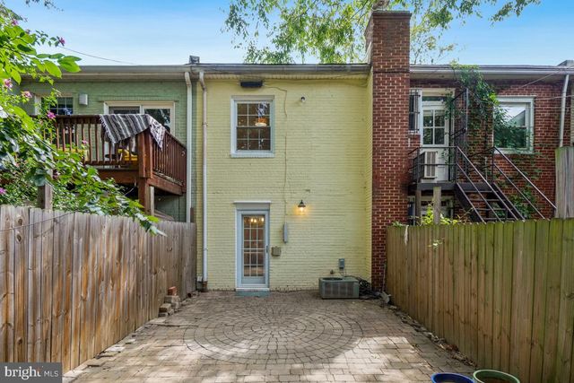 415 17TH ST SE, Washington, DC 20003