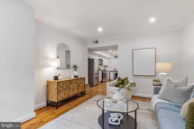 415 17TH ST SE, Washington, DC 20003