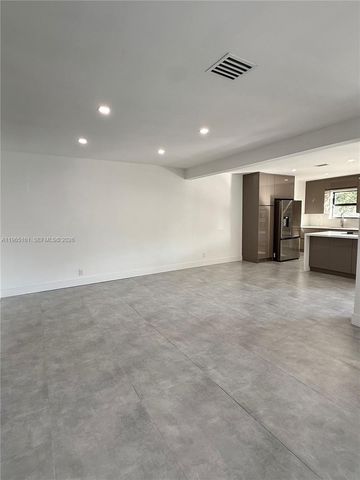 12615 N Miami Avenue, North Miami, FL 33168