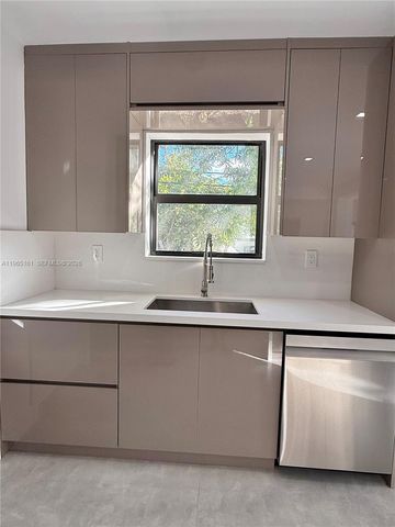 12615 N Miami Avenue, North Miami, FL 33168