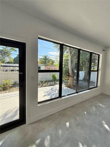 12615 N Miami Avenue, North Miami, FL 33168