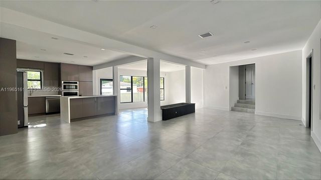 12615 N Miami Avenue, North Miami, FL 33168