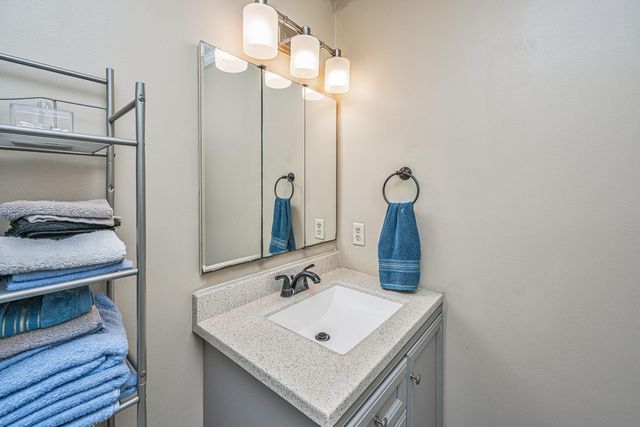 501 Greenmeadow Drive, Goose Creek, SC 29445